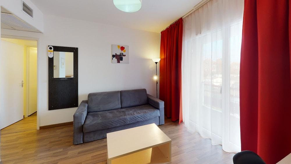 Alezan Hotel & Residence Toulouse Buitenkant foto