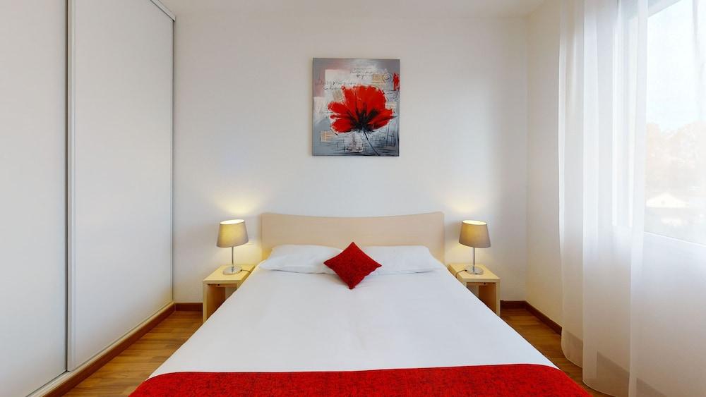 Alezan Hotel & Residence Toulouse Buitenkant foto